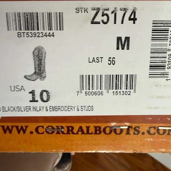 Black and Pewter, studs and rhinestones Embroidered Cowboy Boots, size 10 - Picture 8 of 8